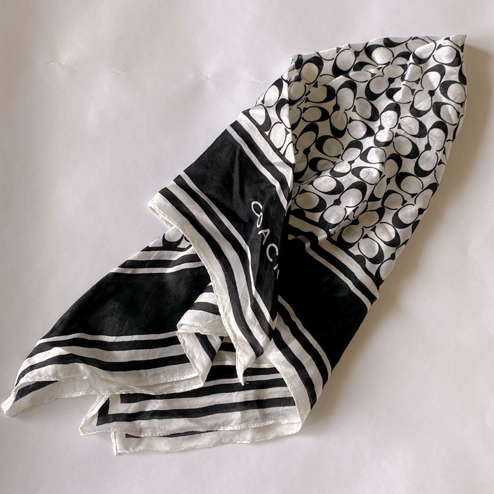 Coach scarf